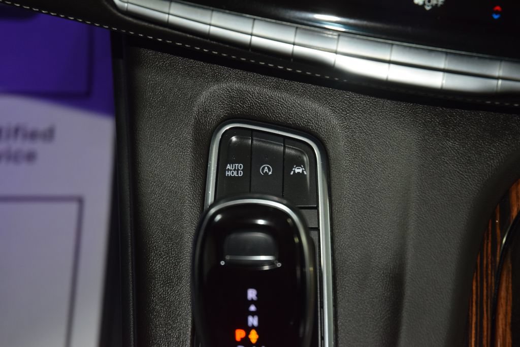 Used 2024 Cadillac Escalade ESV Premium Luxury w/ LPO, Floor Liner Package AWD/4WD image 35