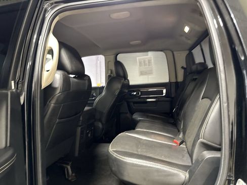 Used 2014 RAM 1500 Laramie w/ Convenience Group AWD/4WD image 22