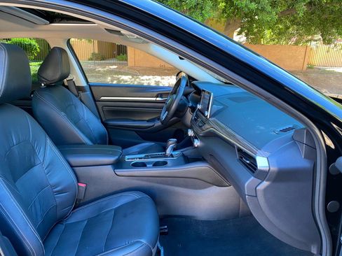 Used 2019 Nissan Altima 2.5 Platinum AWD/4WD image 51