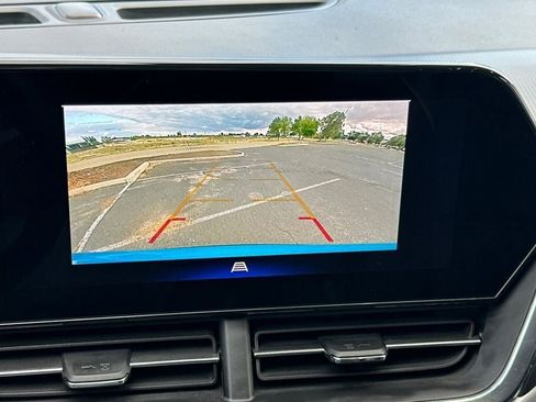 Used 2025 Chevrolet Trax ACTIV w/ Driver Confidence Package image 16