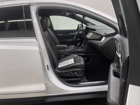 Used 2023 Cadillac XT5 Premium Luxury w/ Technology Package image 26