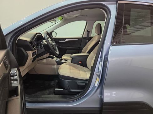Certified 2022 Ford Escape SE image 17