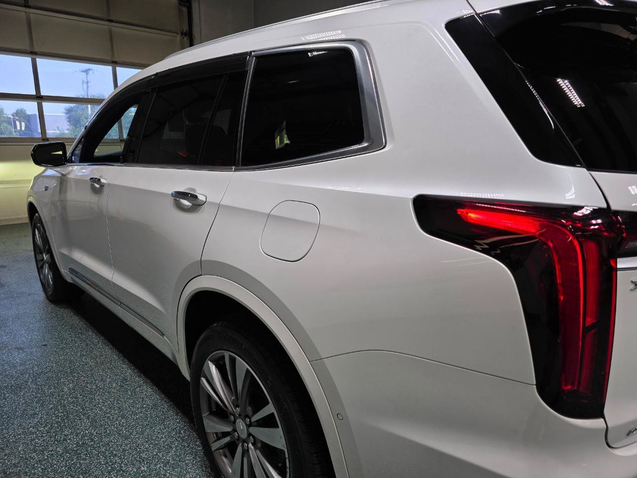 Used 2021 Cadillac XT6 Premium Luxury AWD/4WD image 6