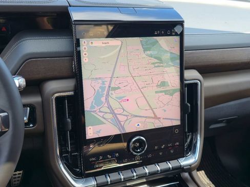 New 2026 GMC Yukon XL Denali Ultimate AWD/4WD image 15