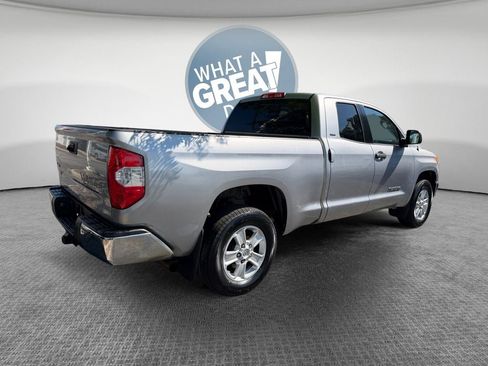 Used 2017 Toyota Tundra SR5 AWD/4WD image 3