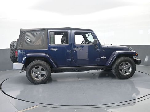 Used 2013 Jeep Wrangler Unlimited Sport AWD/4WD image 7