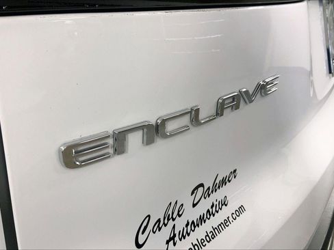 Used 2025 Buick Enclave Preferred FWD image 8