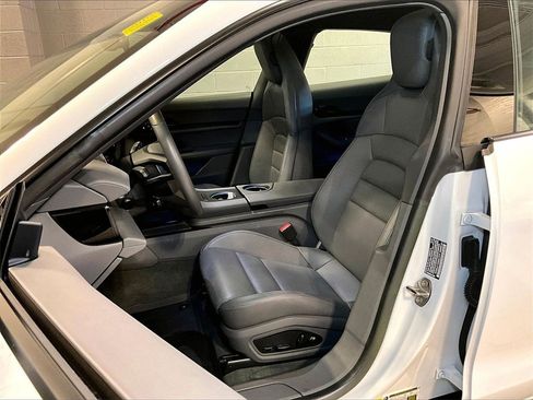 Certified 2022 Porsche Taycan 4 Cross Turismo image 5