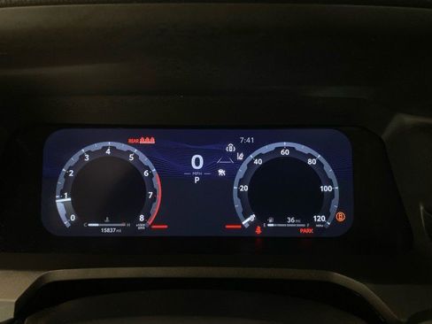 Used 2024 Toyota Tacoma TRD Off-Road w/ TRD Off Road Upgrade Package AWD/4WD image 20