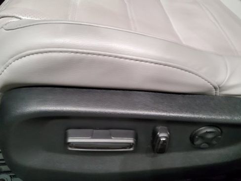 Certified 2020 Honda CR-V Touring image 27