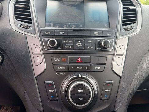 Used 2018 Hyundai Santa Fe Sport w/ 2.0T Ultimate Tech Package 05 AWD/4WD image 27