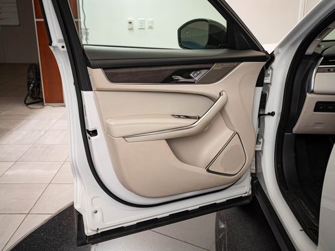 Used 2023 Jaguar F-PACE S image 26