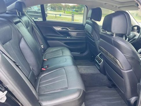Used 2018 BMW 740i RWD image 49