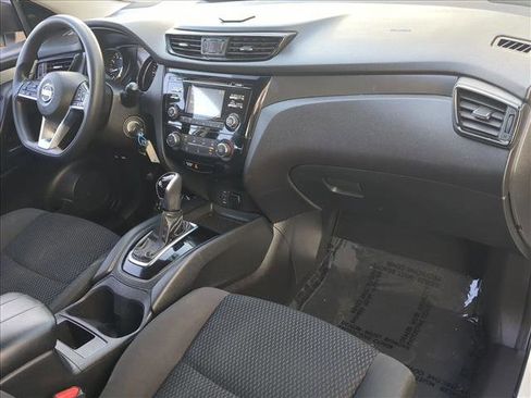 Used 2018 Nissan Rogue Sport S w/ S Appearance Package FWD image 21