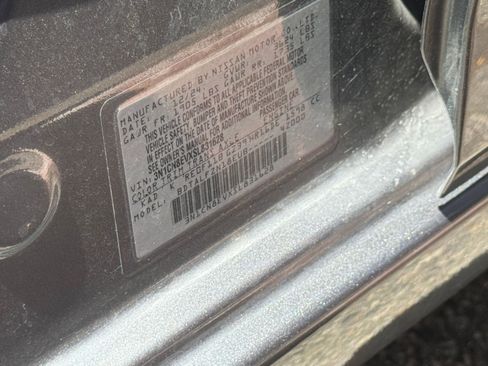 Used 2025 Nissan Versa SV FWD image 28