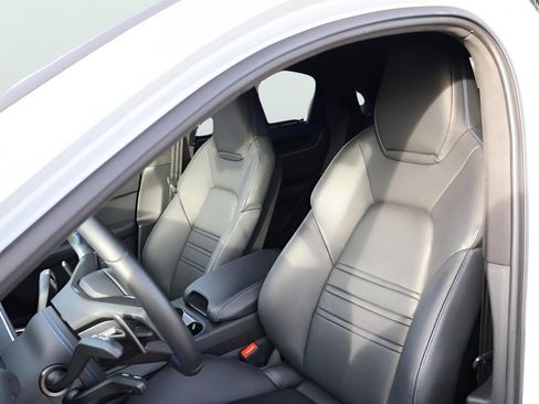 Certified 2024 Porsche Cayenne Turbo GT image 5