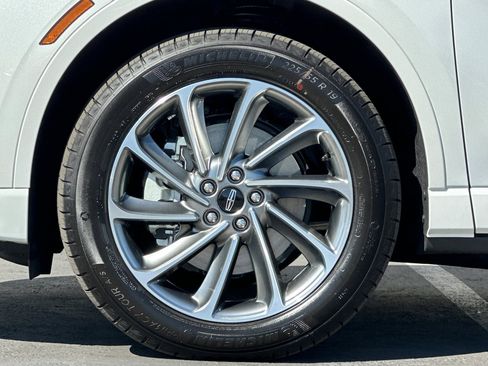 New 2025 Lincoln Corsair Grand Touring image 25