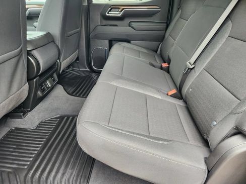 Certified 2026 Chevrolet Silverado 1500 LT AWD/4WD image 30