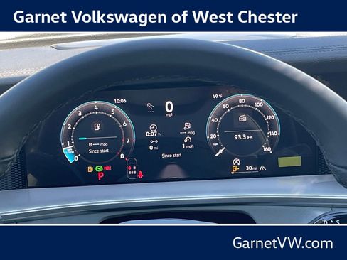 New 2026 Volkswagen Tiguan SE R-Line AWD/4WD image 15