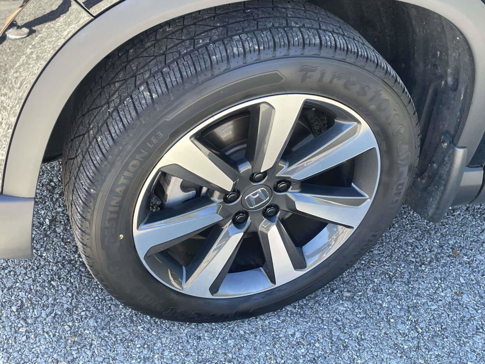Used 2024 Honda Pilot Elite image 11