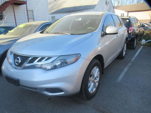 Used 2014 Nissan Murano S image 4