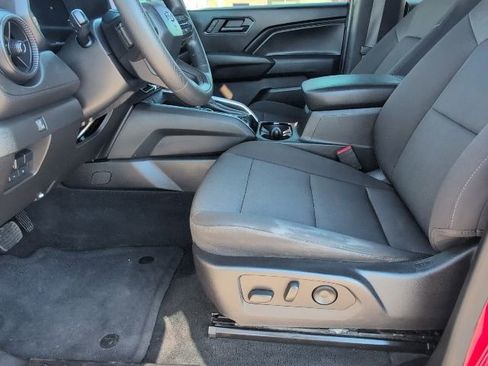 Certified 2023 Chevrolet Colorado Trail Boss w/ Advanced Trailering Package image 11