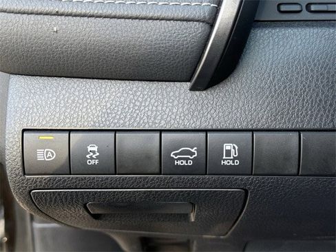 Used 2023 Toyota Camry SE image 23