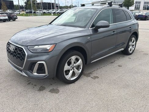 Used 2023 Audi Q5 2.0T Premium Plus w/ Premium Plus Package AWD/4WD image 3