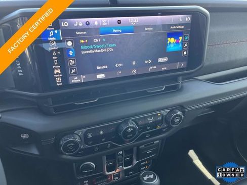 Used 2024 Jeep Wrangler Unlimited Rubicon w/ Capability Package AWD/4WD image 31