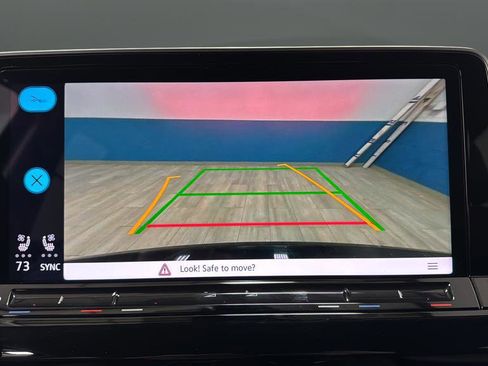 Used 2024 Volkswagen Atlas SE image 25