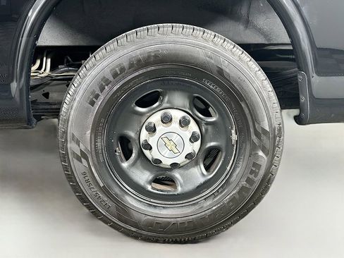 Used 2020 Chevrolet Express 3500 LT w/ LT Preferred Equipment Group image 33