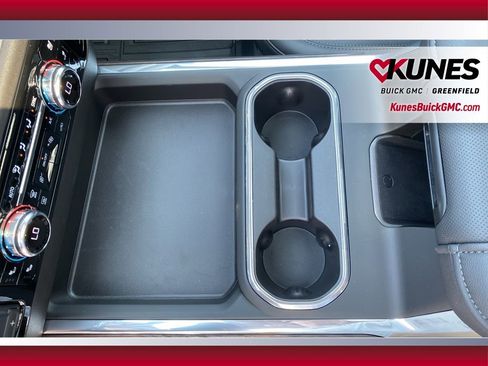 New 2025 GMC Sierra 3500 SLT w/ SLT Premium Package image 37