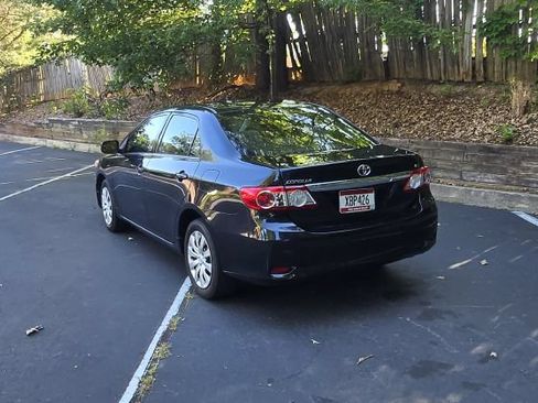 Used 2013 Toyota Corolla LE FWD image 6