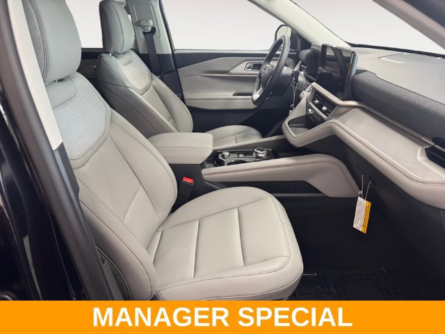 Used 2026 Ford Explorer Active w/ Active Comfort Package AWD/4WD image 5