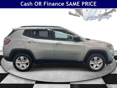 Certified 2022 Jeep Compass Latitude w/ Convenience Group AWD/4WD image 5
