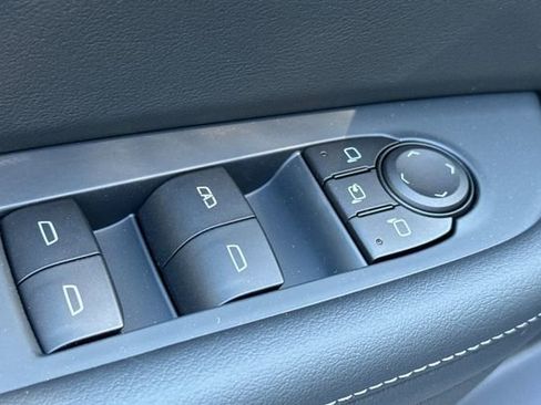 New 2026 Buick Enclave Preferred w/ Power Package image 12