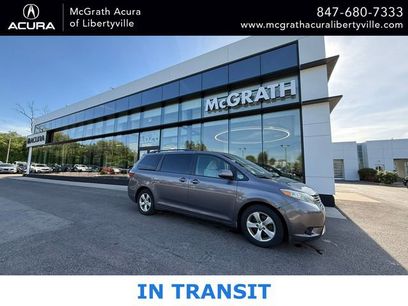 Used 2016 Toyota Sienna LE