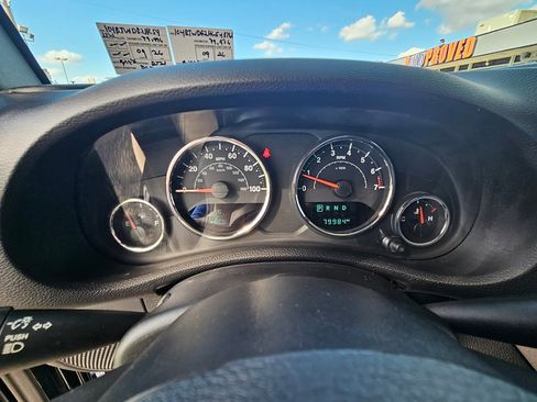 Used 2017 Jeep Wrangler Unlimited Sport w/ Quick Order Package 24S image 21