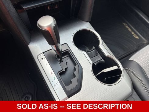 Used 2012 Toyota Camry SE FWD image 19