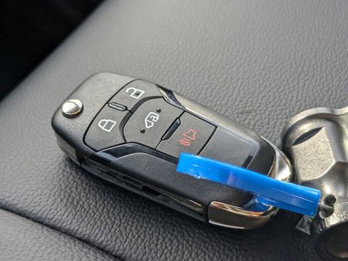 New 2025 Ford Transit 250 148 Medium Roof w/ Load Area Protection Package image 27