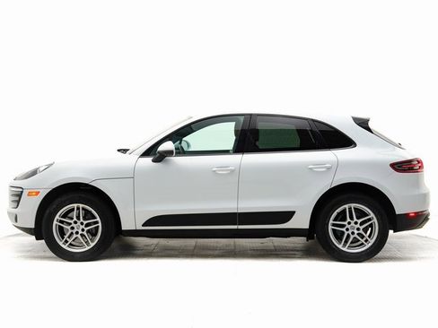 Used 2017 Porsche Macan image 2