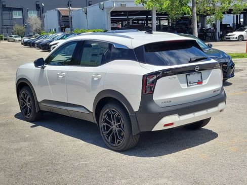 New 2026 Nissan Kicks SR w/ SR Premium Package AWD/4WD image 6