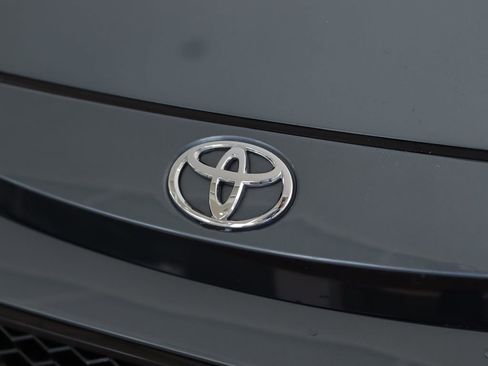 Used 2020 Toyota Corolla SE image 28