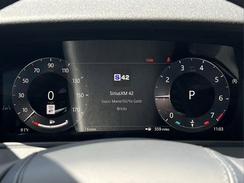 New 2026 Land Rover Range Rover Velar S image 32