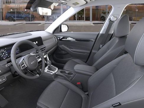 New 2026 Kia Seltos EX FWD image 17