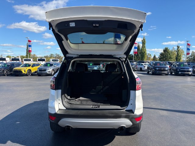 Used 2017 Ford Escape Titanium w/ Equipment Group 301A AWD/4WD image 16