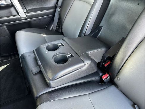Used 2015 Toyota 4Runner SR5 Premium AWD/4WD image 16
