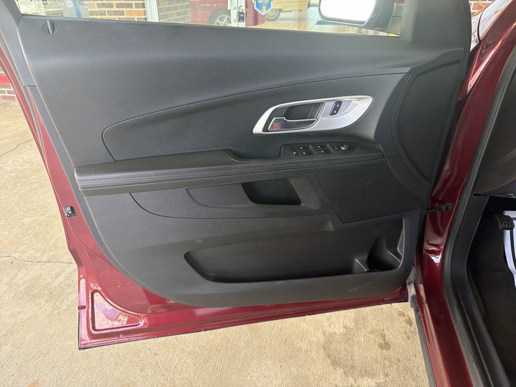 Used 2017 Chevrolet Equinox LT w/ Convenience Package FWD image 21