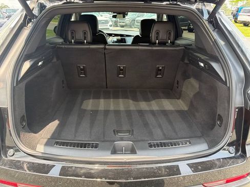 Used 2023 Cadillac XT4 Sport FWD image 17