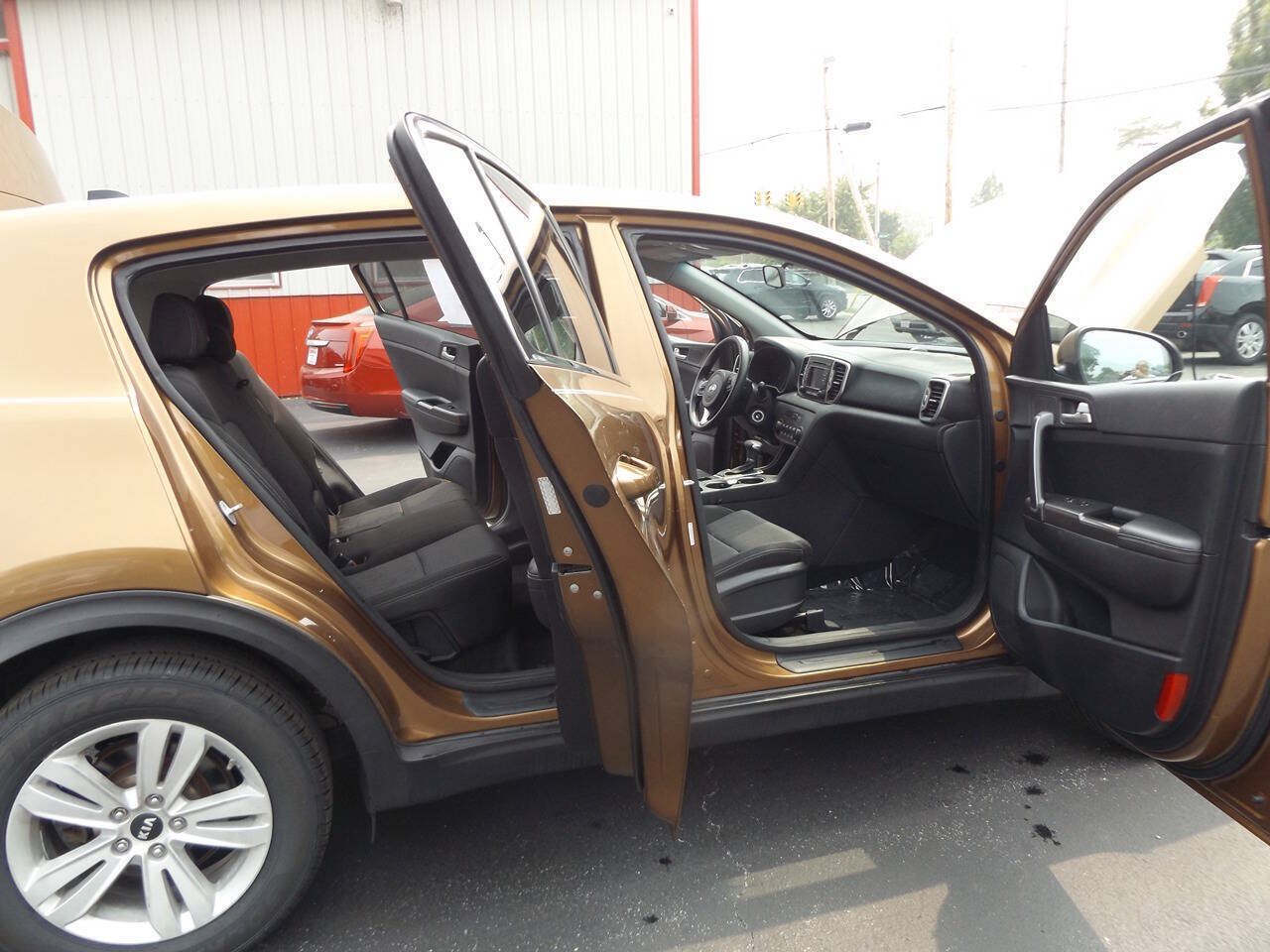 Used 2017 Kia Sportage LX FWD image 20